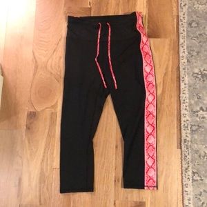 Fabletics cropped leggings size M